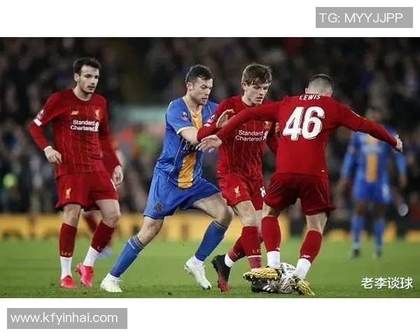 足总杯激战:多特蒙德与巴萨战平乌龙球成比赛转折点解析