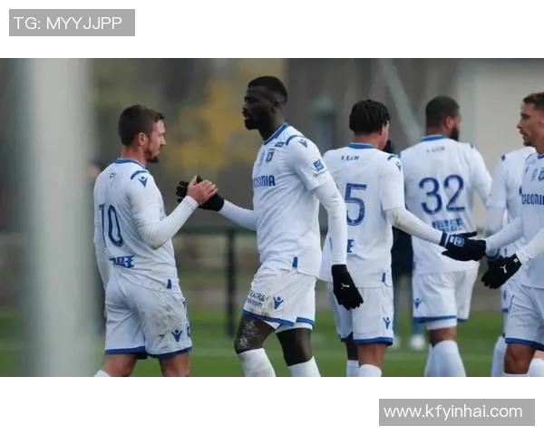 中超精彩对决曼城大胜里昂引发全场热议与惊喜