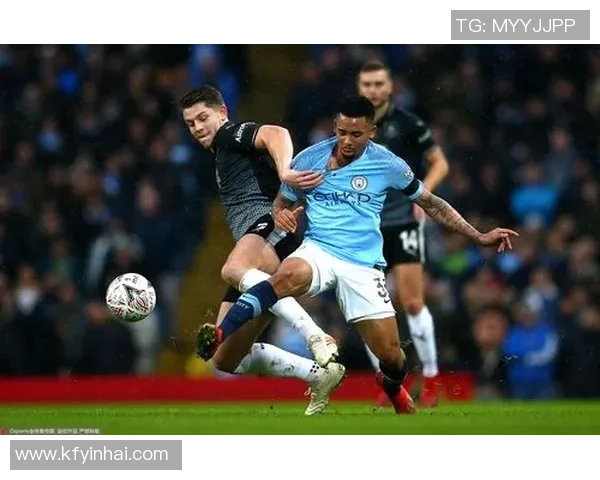 足总杯激战：多特蒙德与马竞战平争议判罚引发全场热议