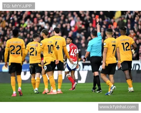 国王杯激战那不勒斯与利物浦平局绝杀瞬间引发争议判罚全场沸腾